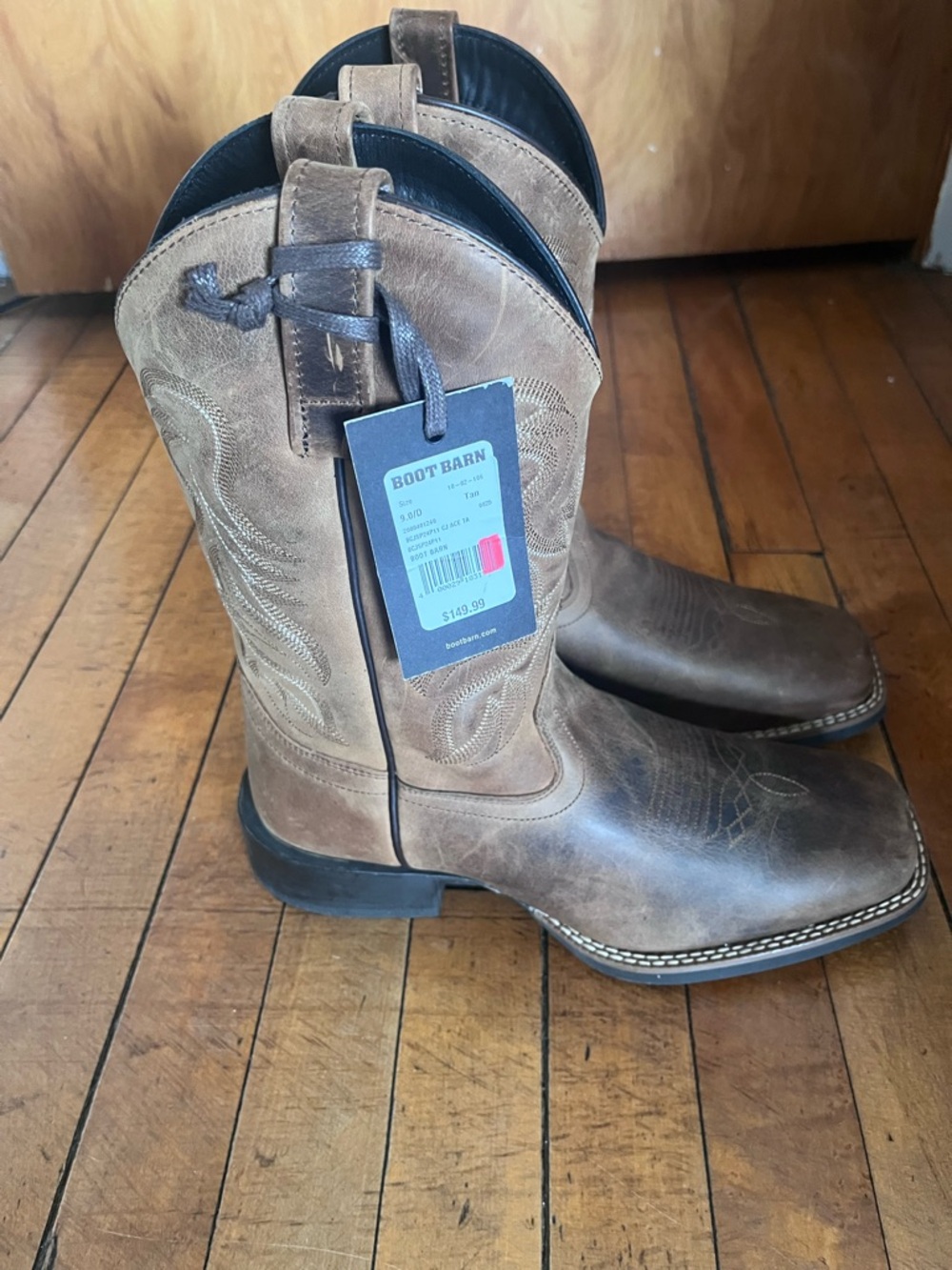 Cody James square toe Brown Leather Western Cowboy Boots.